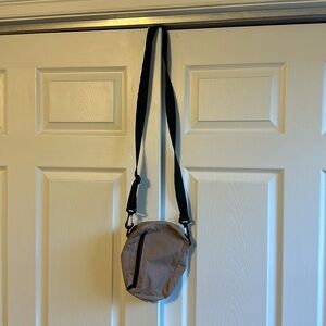 Baggu sport crossbody in cocoa